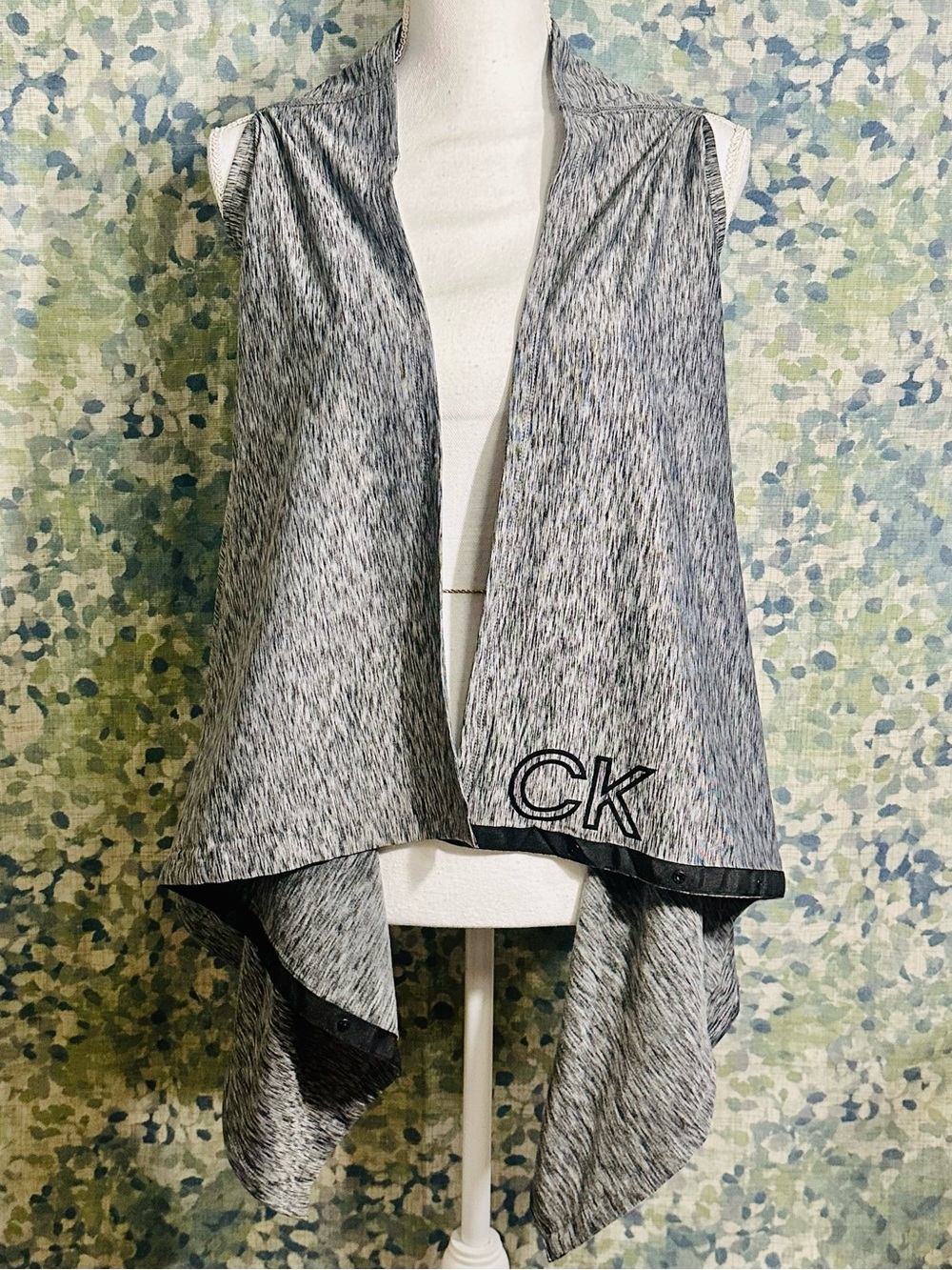 NWT Calvin Klein Performance Open Front Vest Gray Space Dye Drape Cardigan S